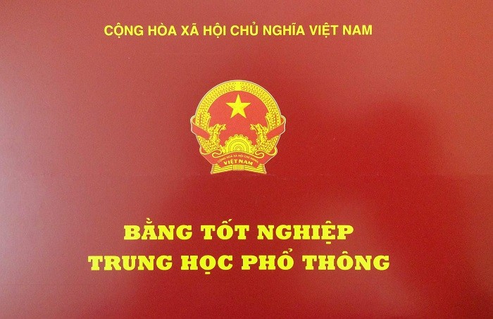 Làm bằng cấp 3